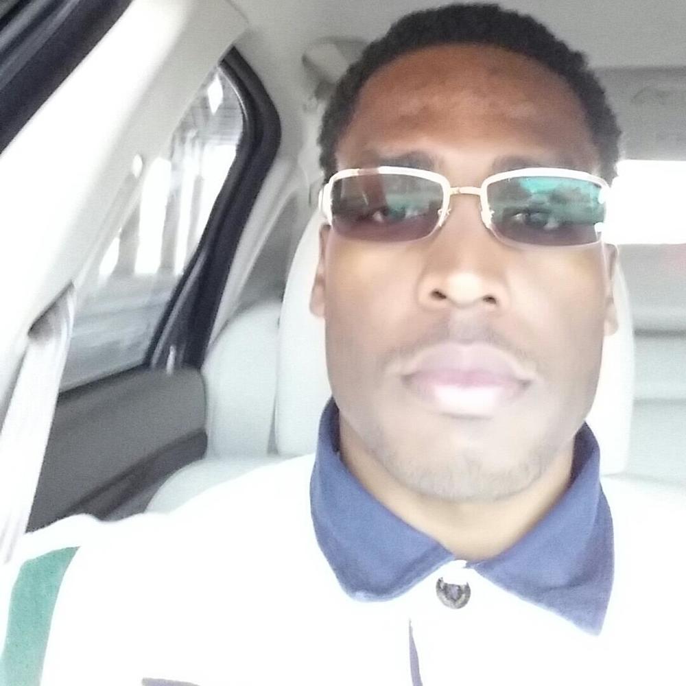 Meet your Posher, Cameron